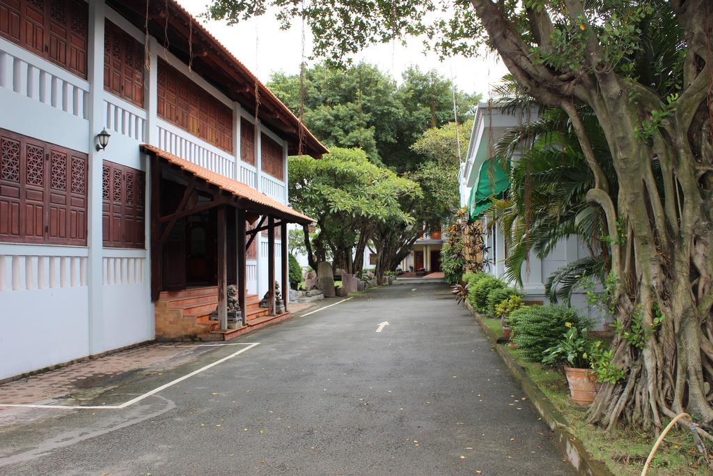 Saigon Park Resort Thuan An Exterior photo