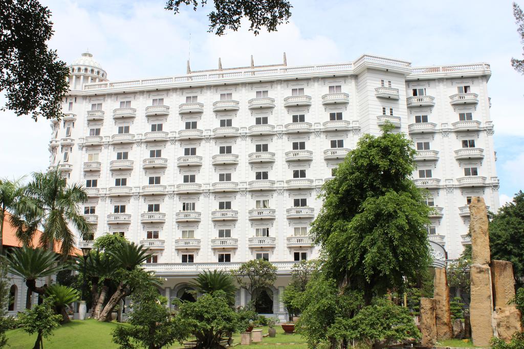 Saigon Park Resort Thuan An Exterior photo