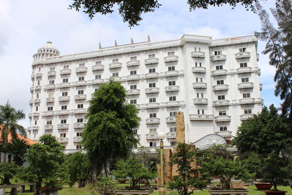 Saigon Park Resort Thuan An Exterior photo