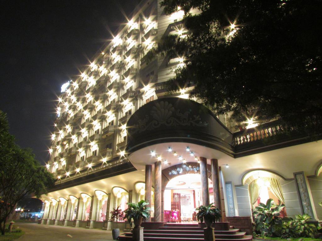 Saigon Park Resort Thuan An Exterior photo