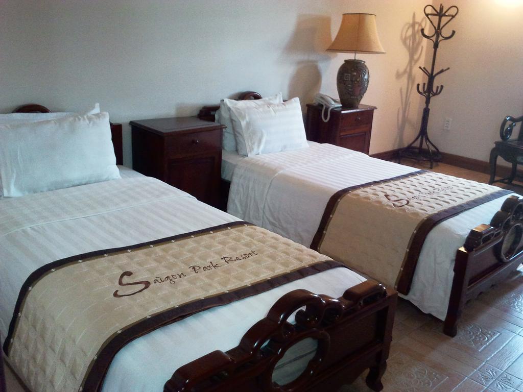 Saigon Park Resort Thuan An Exterior photo